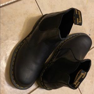 Unisex Dr. Martens boots
